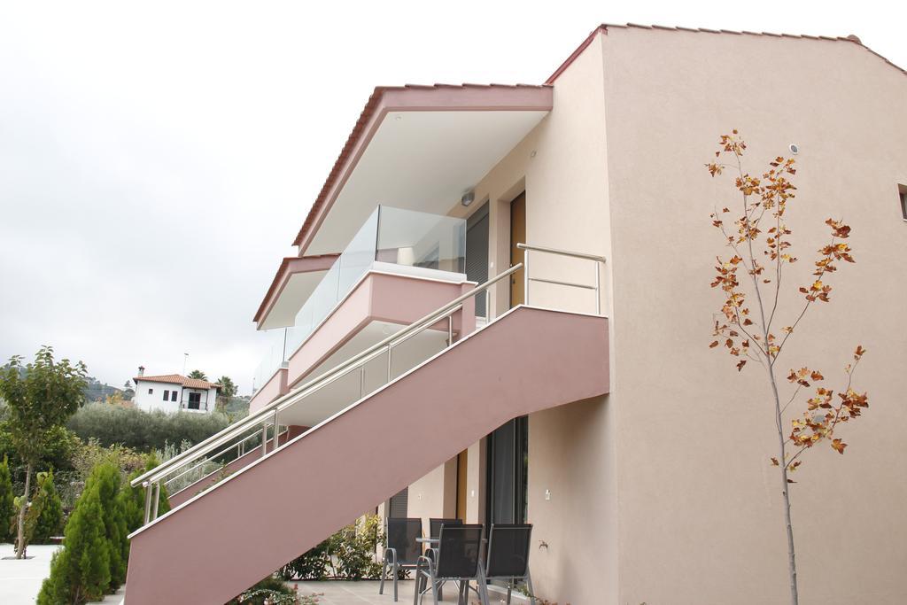 Polychrono Apartments Exterior photo