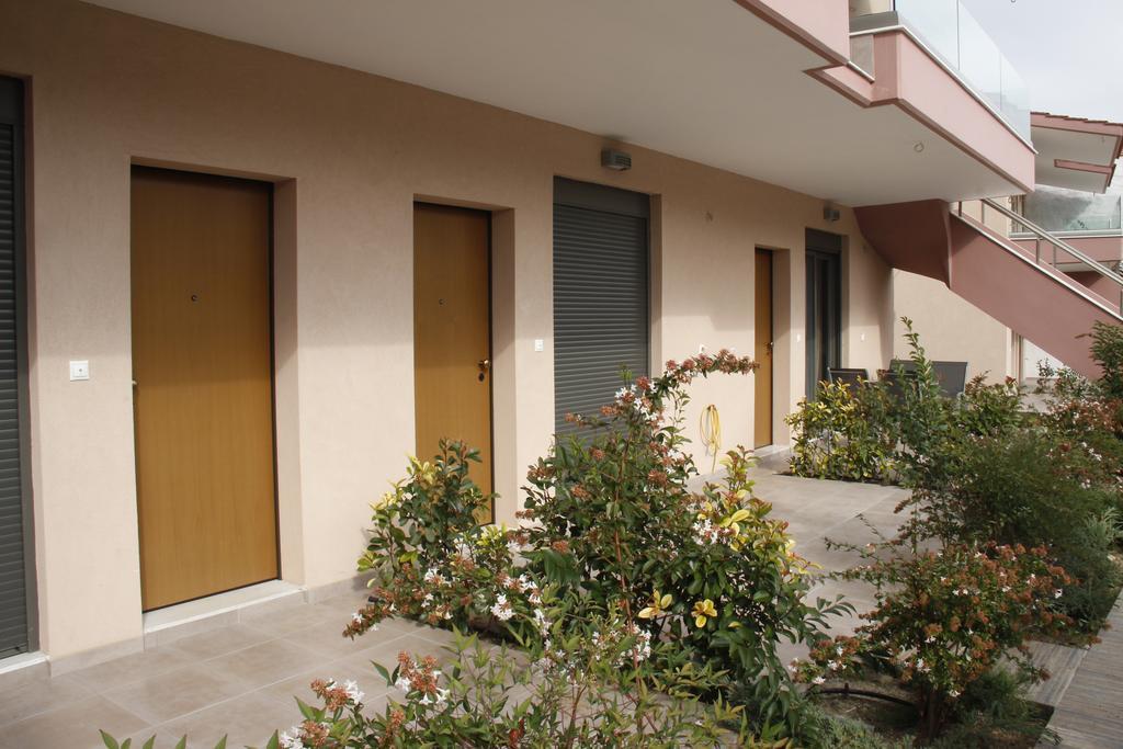 Polychrono Apartments Exterior photo