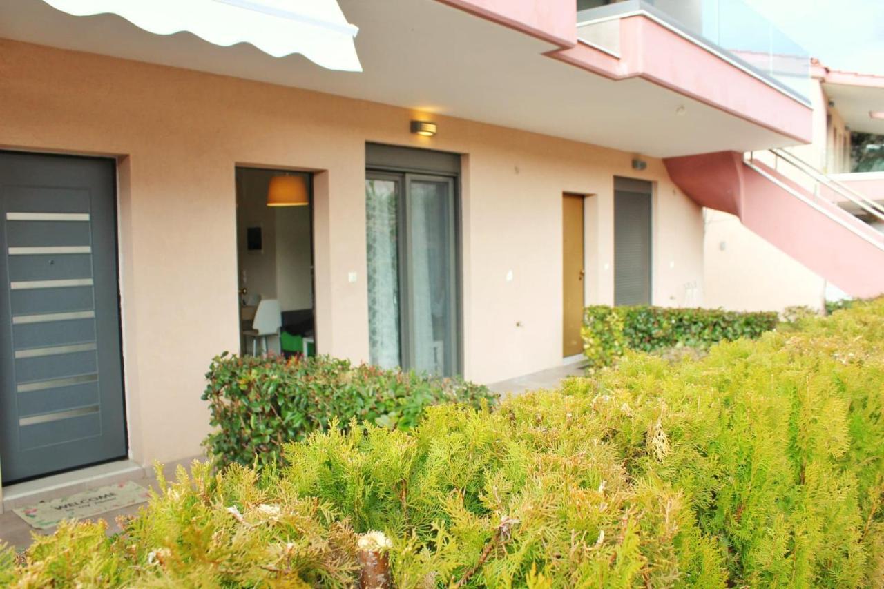 Polychrono Apartments Exterior photo